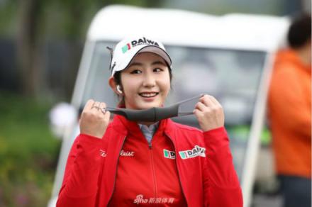裴善雨走出14天隔離攀上了女子韓巡重啟站的領先榜頂端