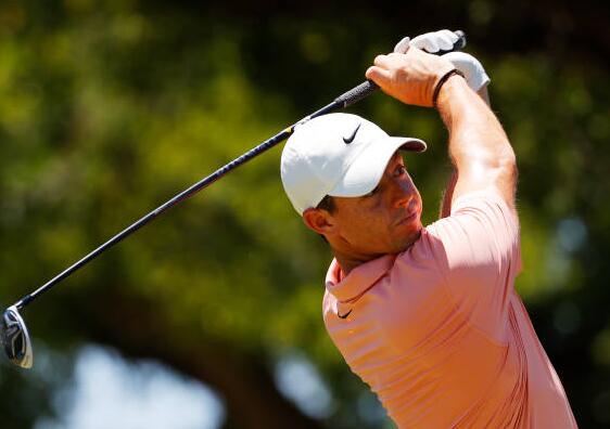 麥克羅伊落后于最終奪得冠軍的丹尼爾-伯格爾9桿