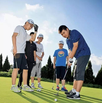 青少年高爾夫教育,讓孩子的人生多一種選擇